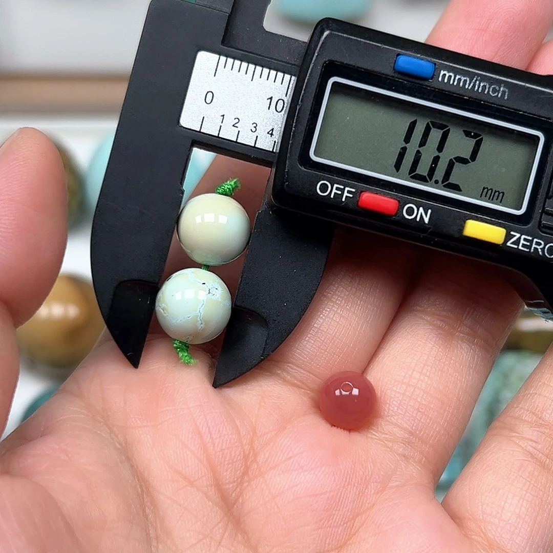 南红玛瑙未镶嵌珠宝奇石