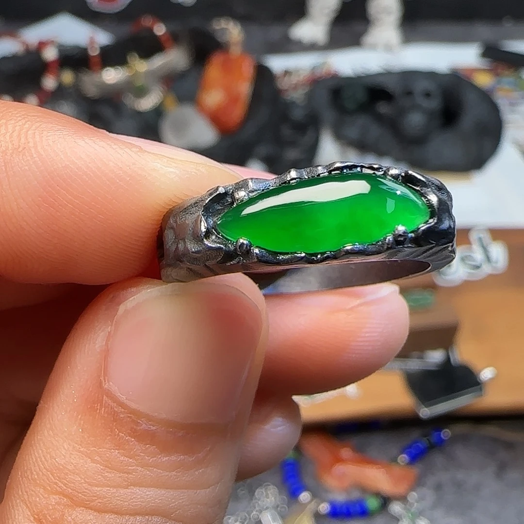 高***伟翡翠银S925镶嵌戒指