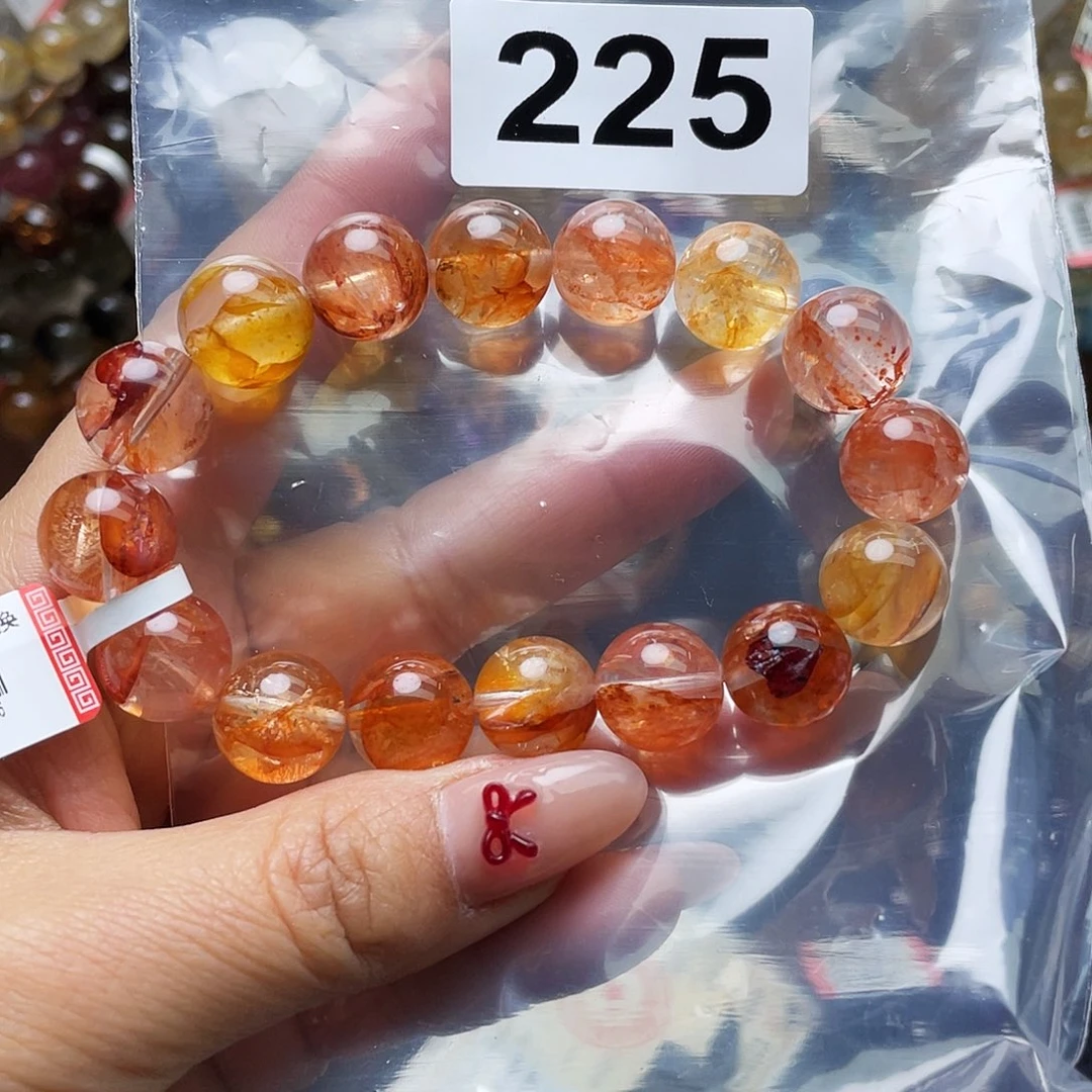 水晶手串225。 未镶嵌