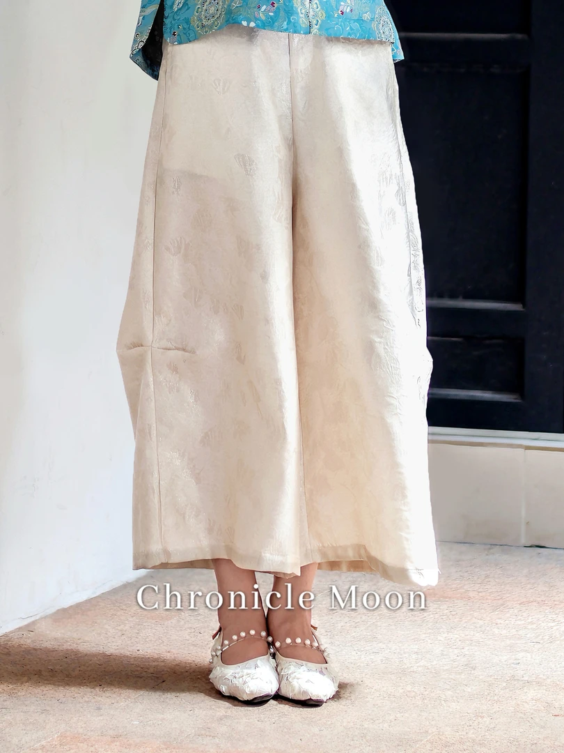 城月叙·ChronicleMoon“发如雪”2025新中式气质宽松显瘦阔腿八分裤