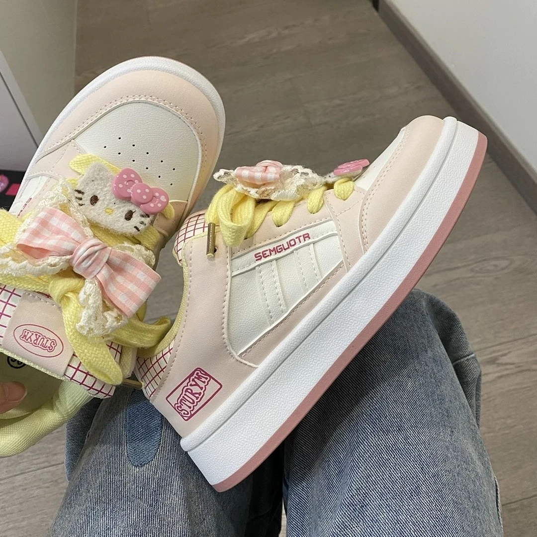 小众原创校园风Kitty丑萌面包鞋子女2025新款春季厚底可爱小白鞋