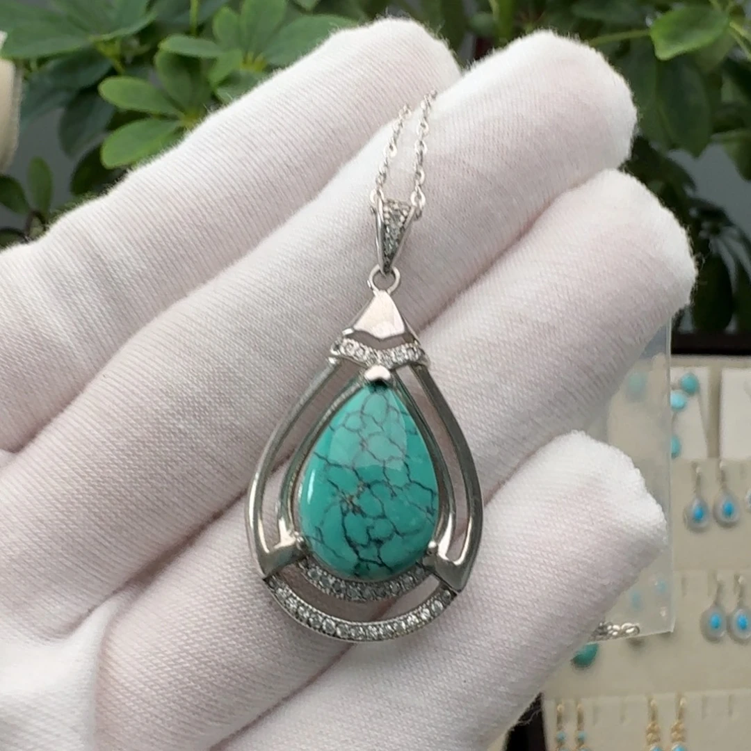 绿松石银S925镶嵌颈饰吊坠