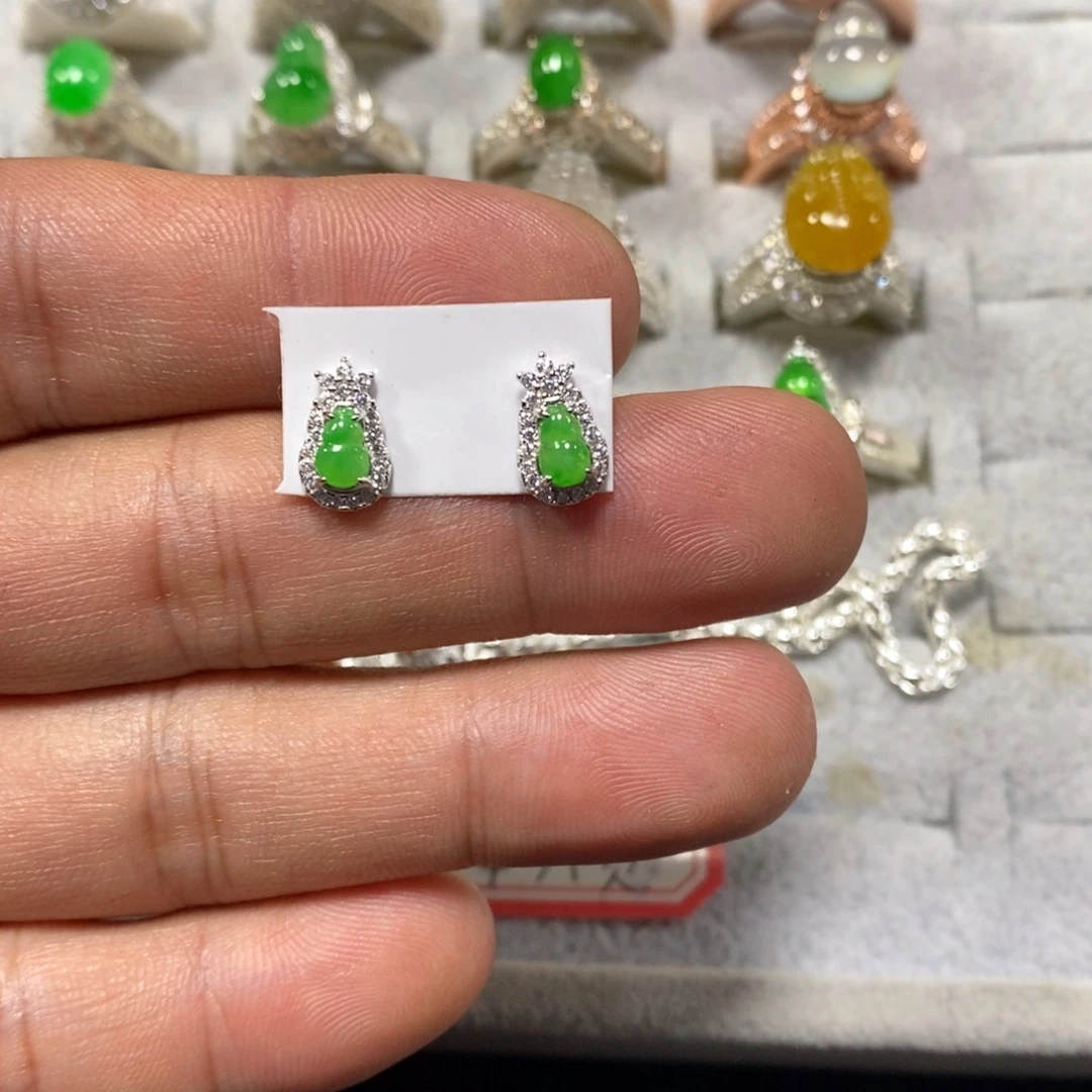 翡翠银S925镶嵌耳饰