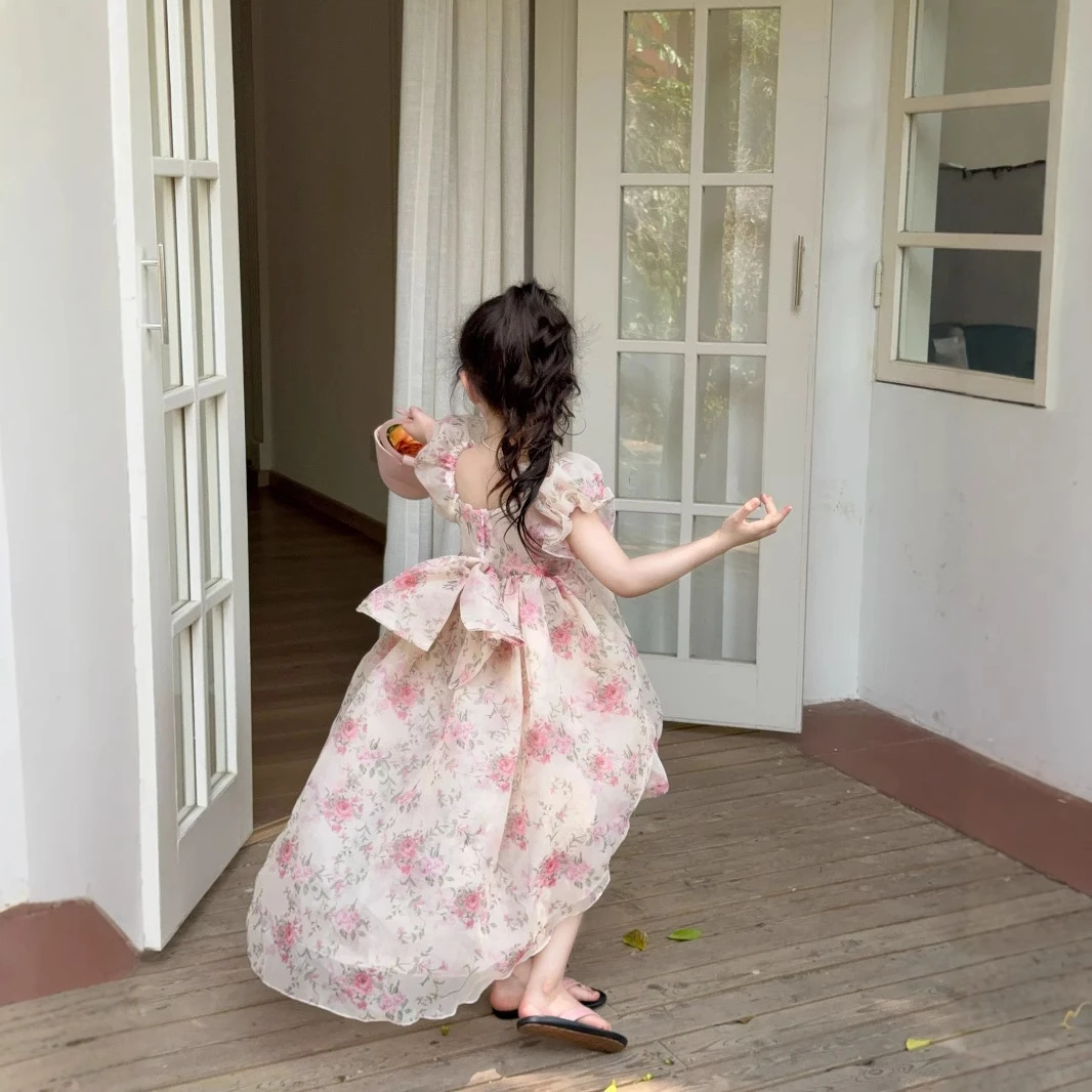 小思家女童连衣裙童2025夏季公主裙洋气碎花蝴蝶结拖尾生日宴会裙