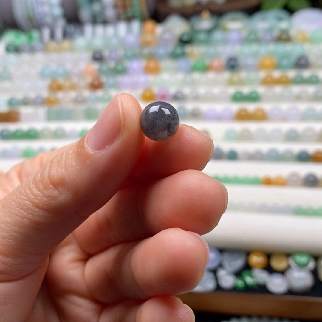 翡翠散珠卡8.8冰乌鸡圆珠