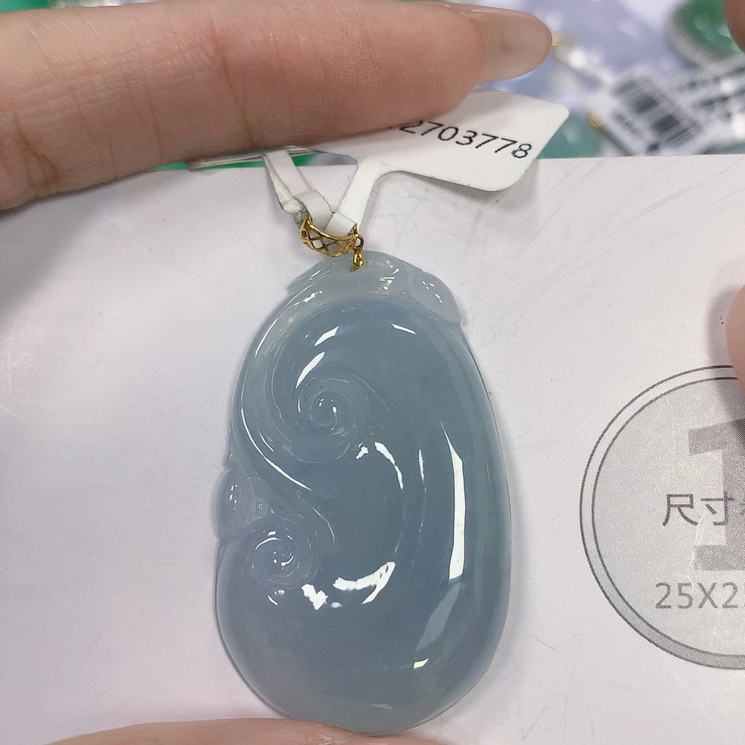 翡翠18K金镶嵌颈饰天然翡翠a货 百元以上9米证书费自理