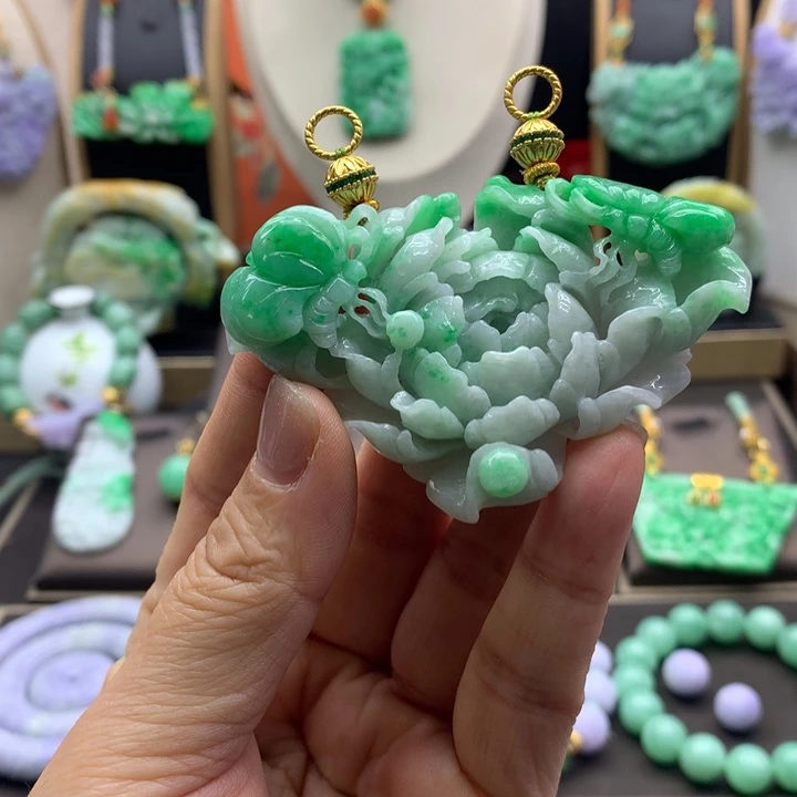 翡翠吊坠(不含链)未镶嵌