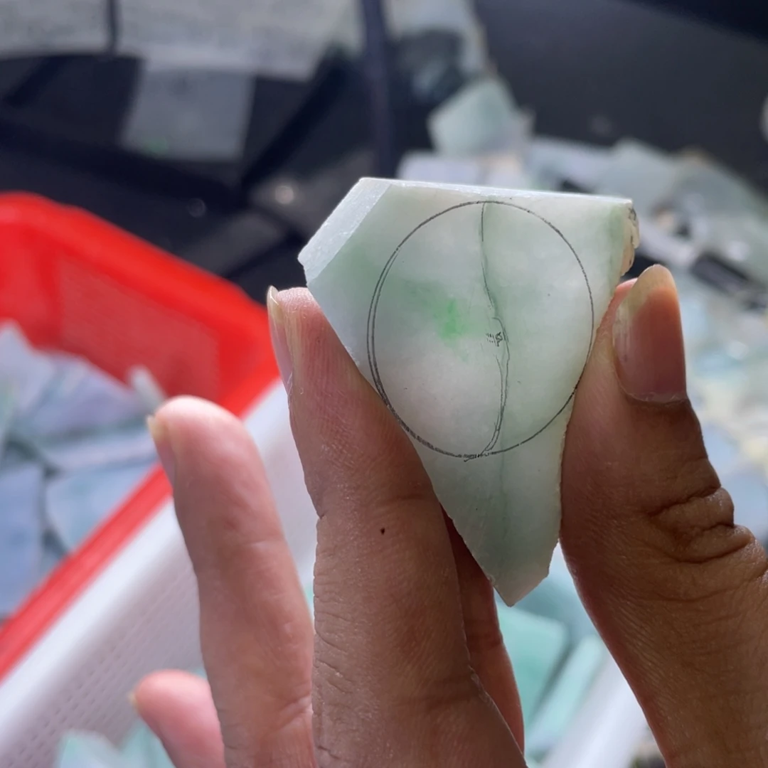 定制翡翠未镶嵌翡翠