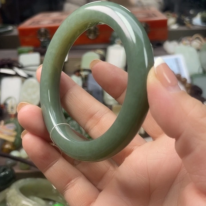 和田玉未镶嵌项圈