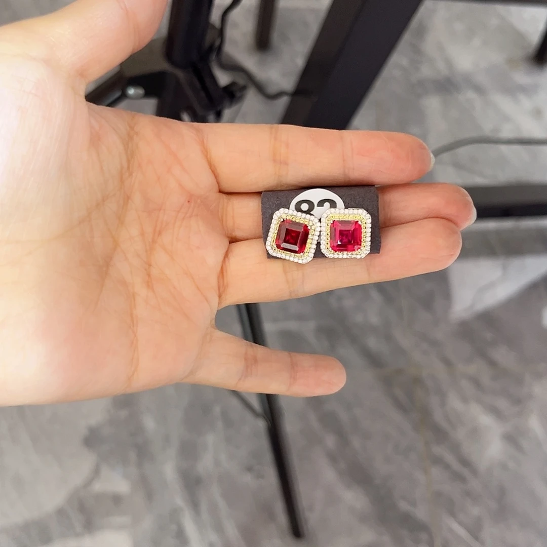 银S925镶嵌耳饰红宝石