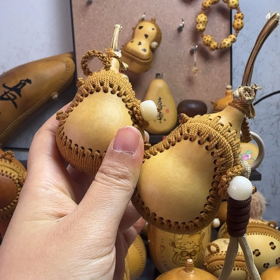 辉***郎葫芦包包不退不换