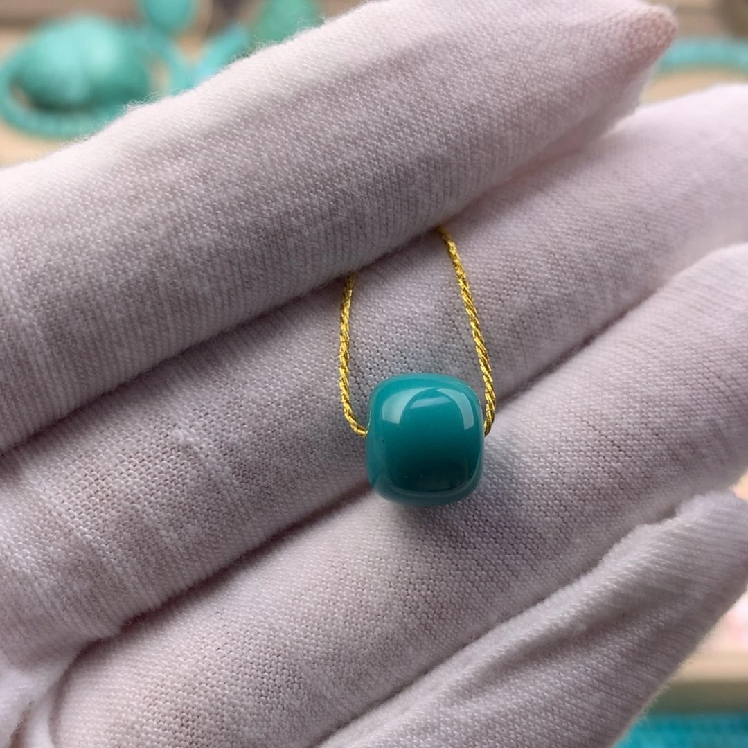 绿松石未镶嵌珠宝奇石9.8*8.4