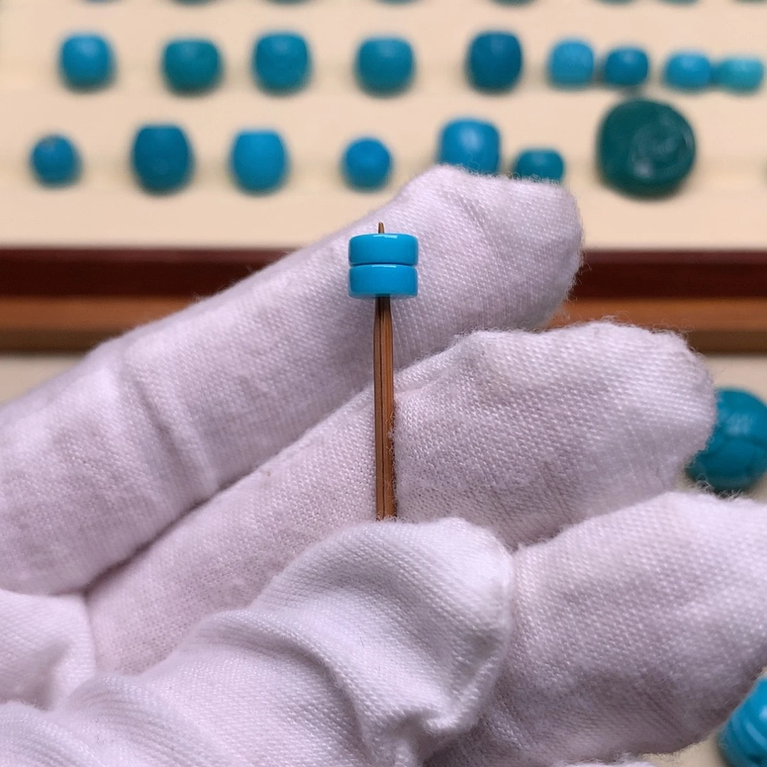 绿松石未镶嵌天然原矿绿松石直切6