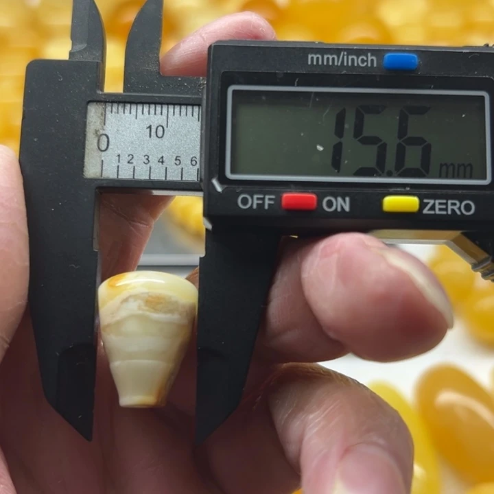 琥珀（矿物珀）未镶嵌裸石