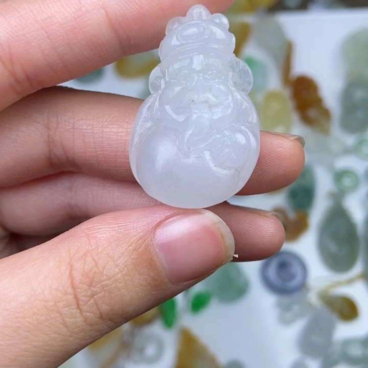 定制翡翠未镶嵌财