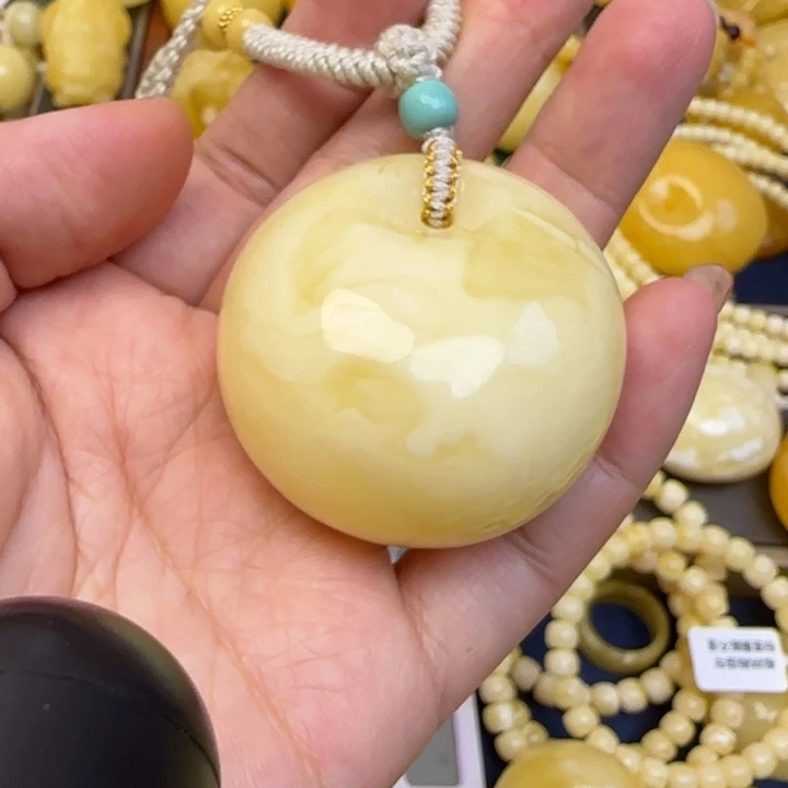 未镶嵌颈饰蜜蜡天然蜜蜡