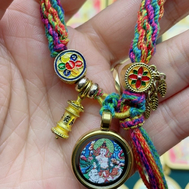 吊坠唐卡塔饿啦她饿啦吧