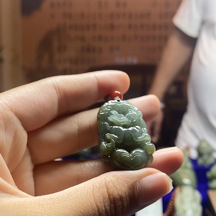 未镶嵌和田玉挂件