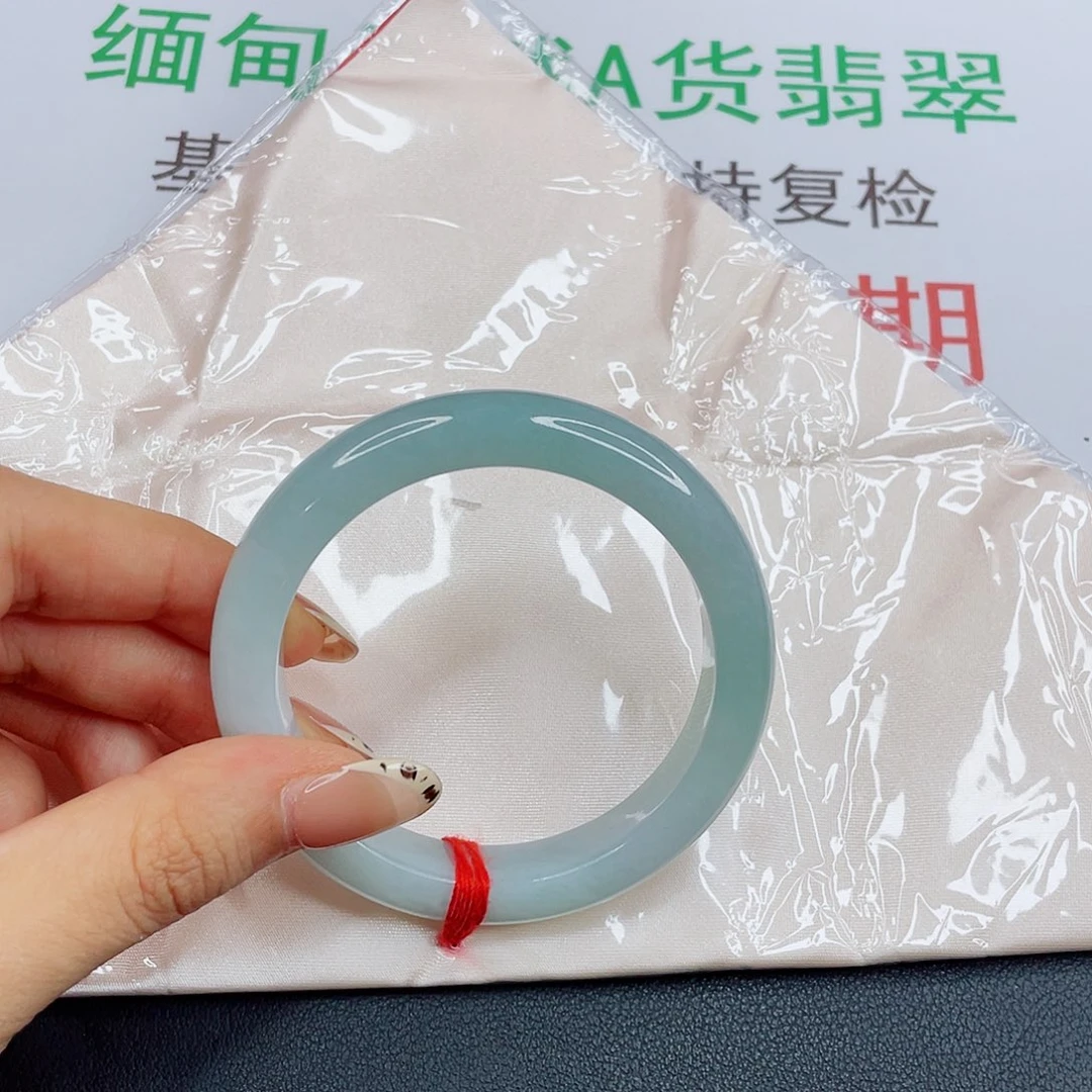 未镶嵌手镯翡翠C*?