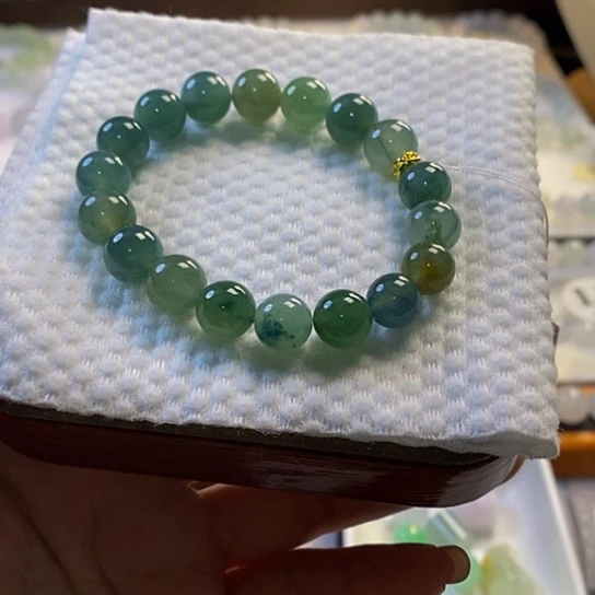 定制翡翠未镶嵌翡翠.