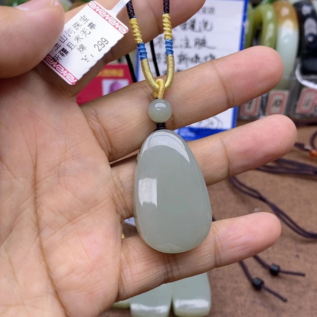 和田玉未镶嵌吊坠(不含链)哥***哥