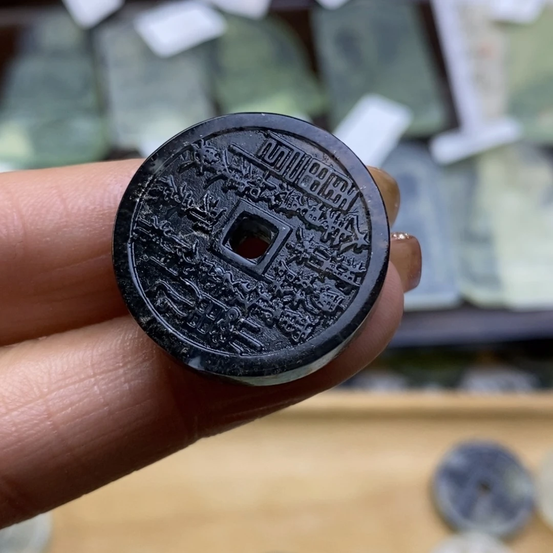 蛇纹石玉颈饰未镶嵌沉**金