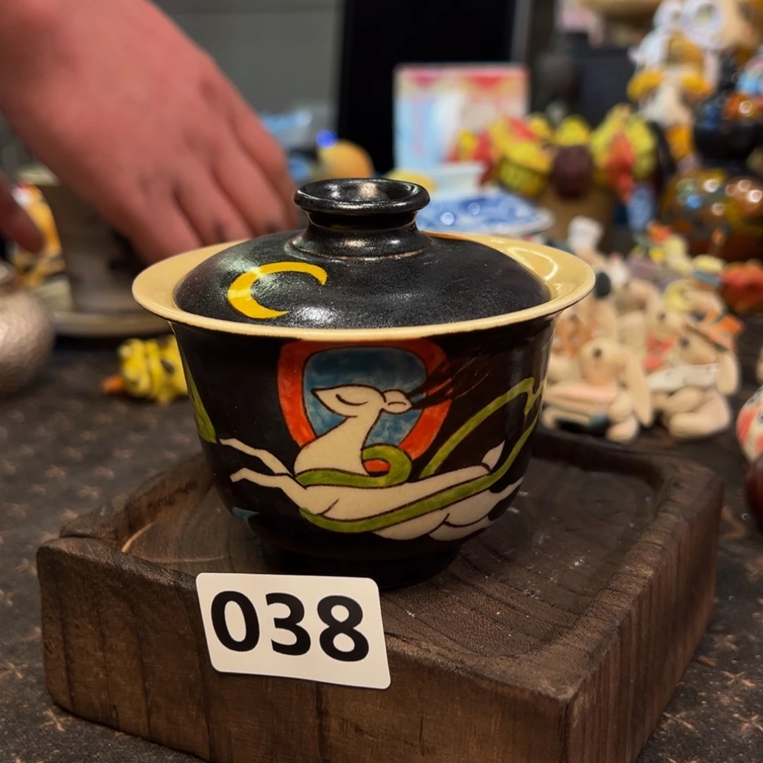 瓷片设计师手作陶瓷艺术