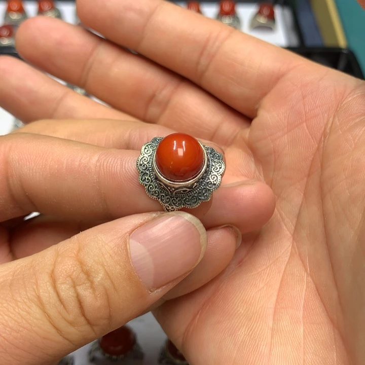 南红玛瑙戒指银S925镶嵌峨****姐
