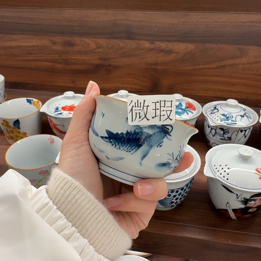 釉下手绘茶具微瑕