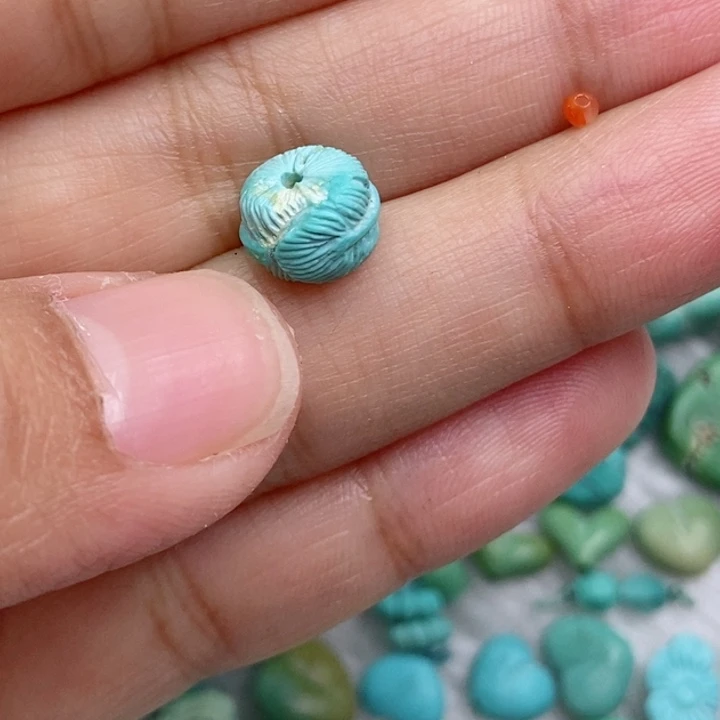南红玛瑙未镶嵌珠宝奇石