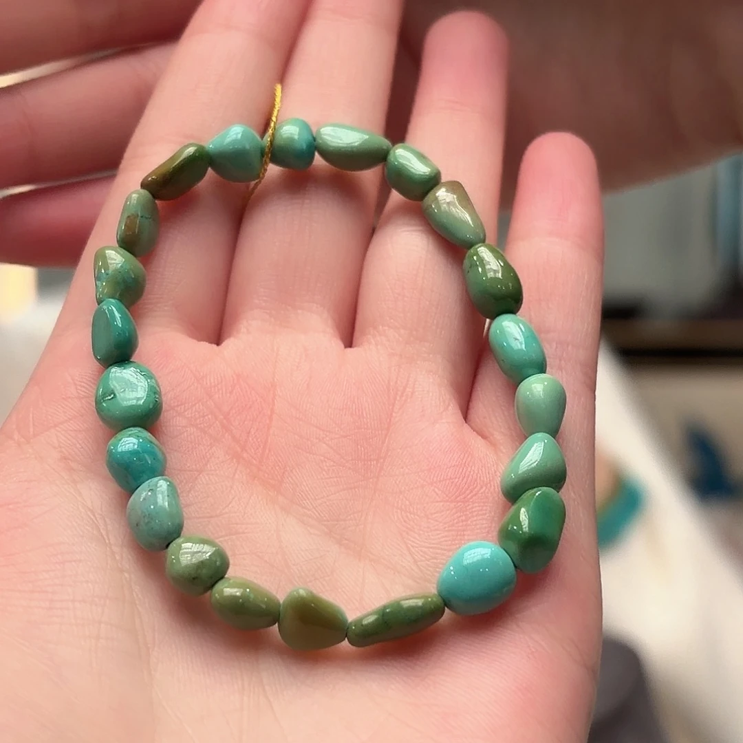 绿松石未镶嵌颈饰