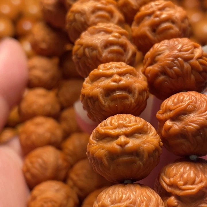 猴头核桃手串武**生悟空