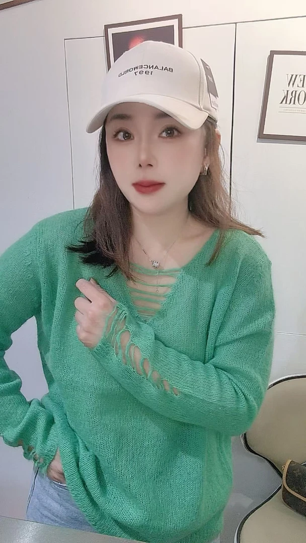 磨毛长袖女常规镂空纯色毛针织衫潮流ins针织毛衣韩版白色