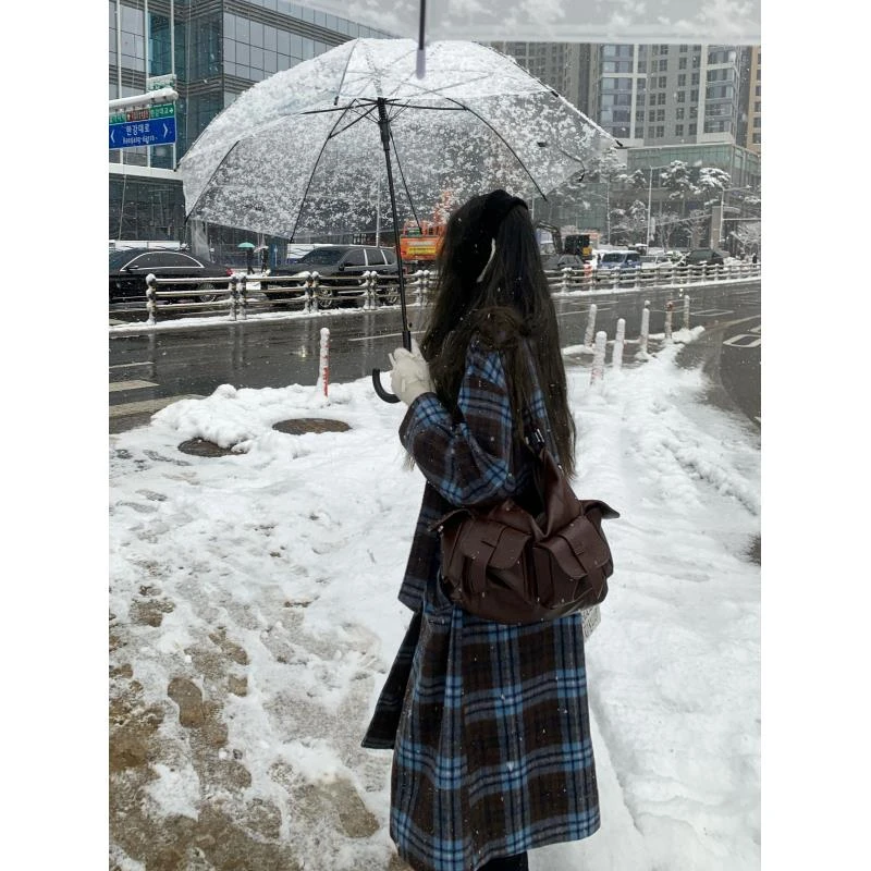 ishui-冷杉林-ins风日系配小黑领复古黑蓝长款学院风格纹长大衣