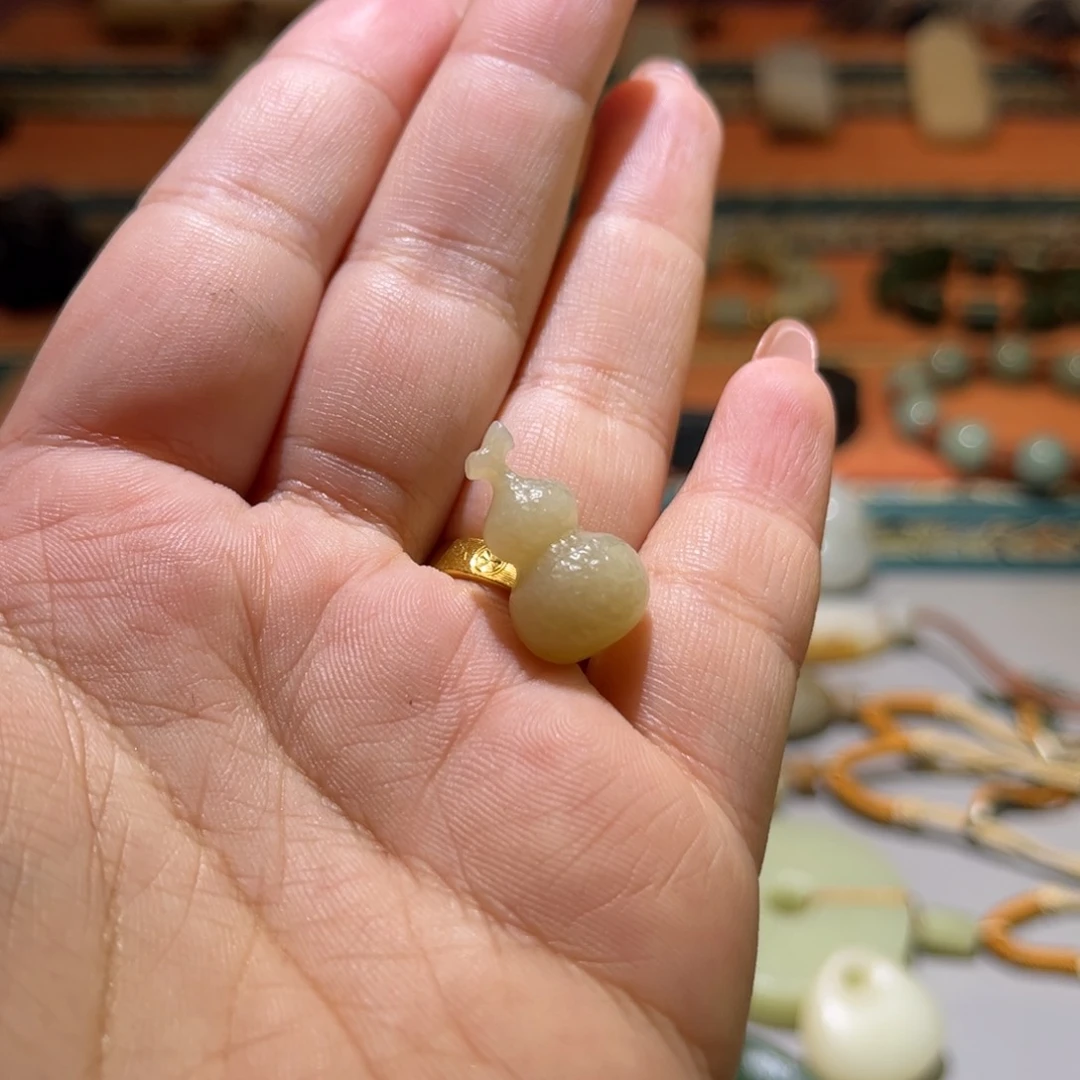 颈饰未镶嵌和田玉・**・