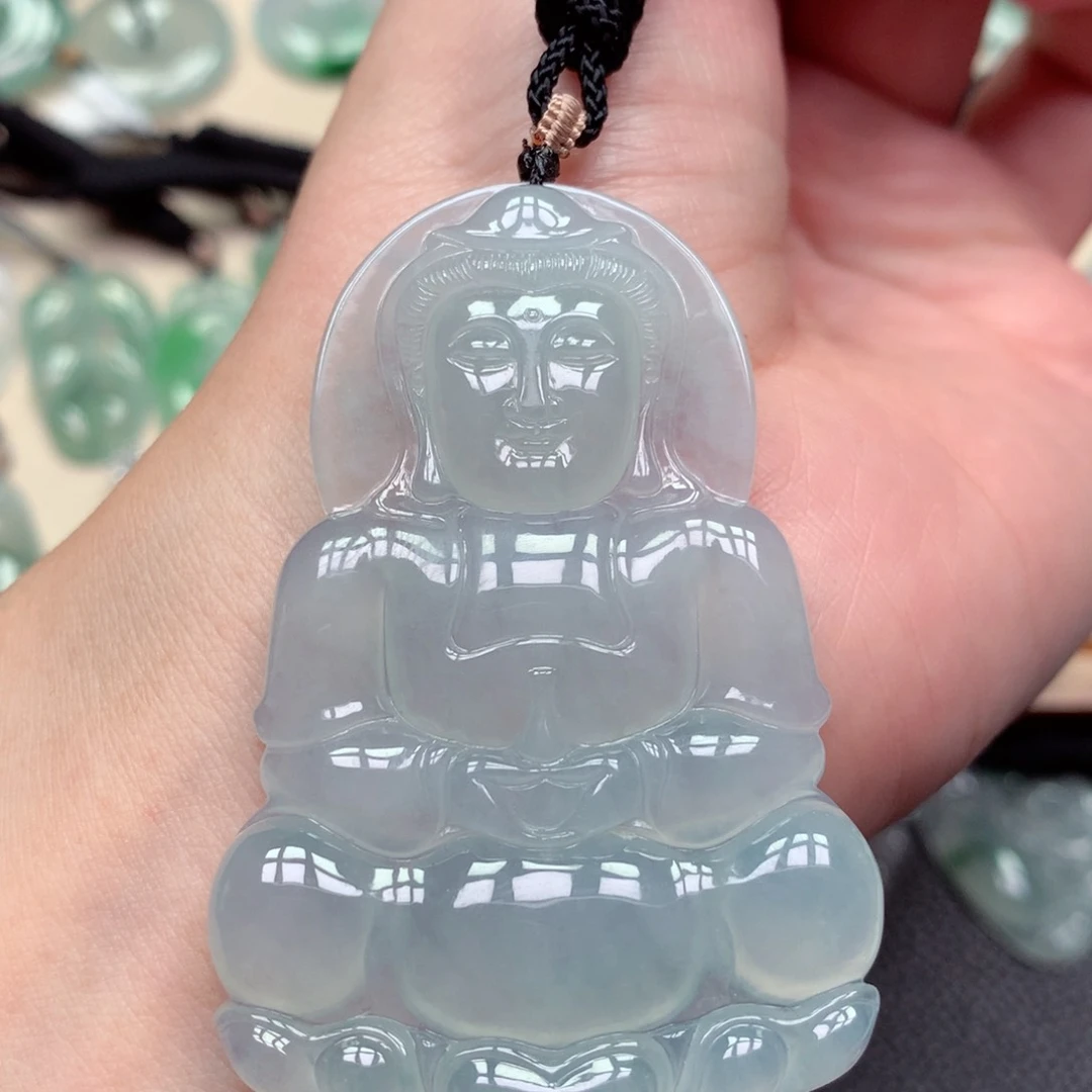 翡翠未镶嵌颈饰观音