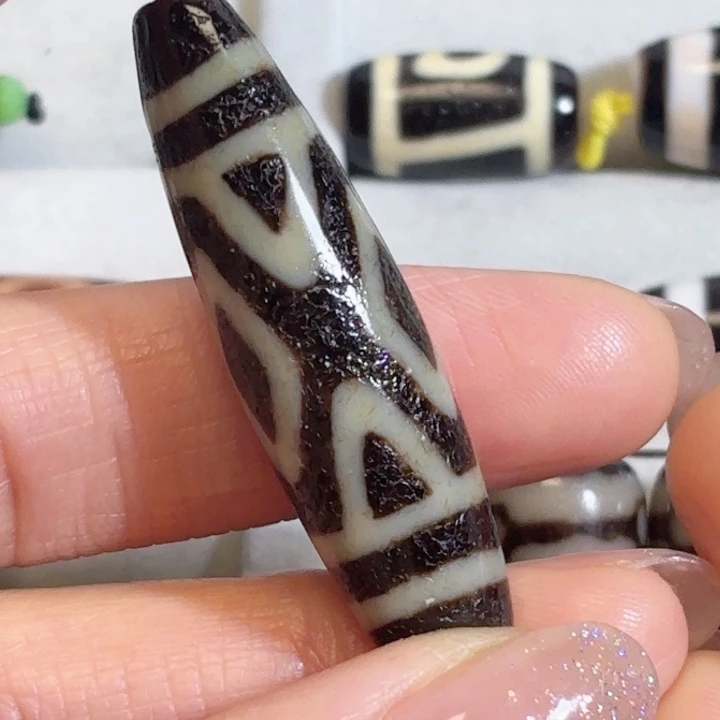 玛瑙/玉髓颈饰未镶嵌止**…