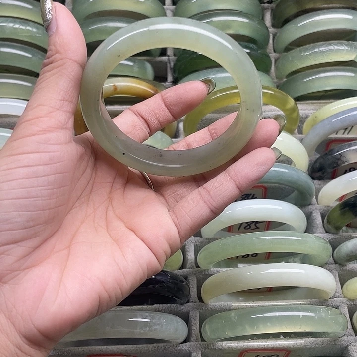 蛇纹石玉未镶嵌手镯179