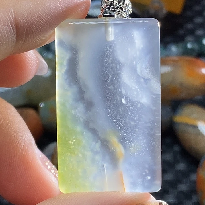 未镶嵌颈饰玛瑙/玉髓