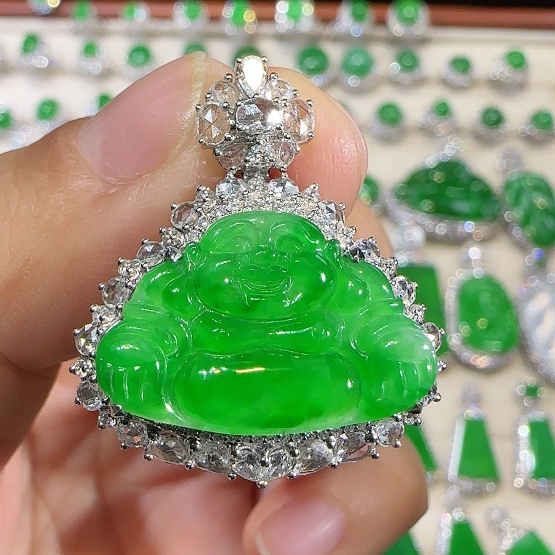 翡翠吊坠(不含链)18K金镶嵌