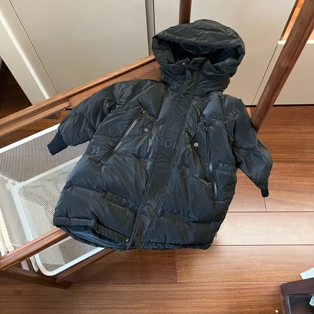 【编号K602】FT-156-01- 儿童字母印花连帽羽绒服黑色-FT