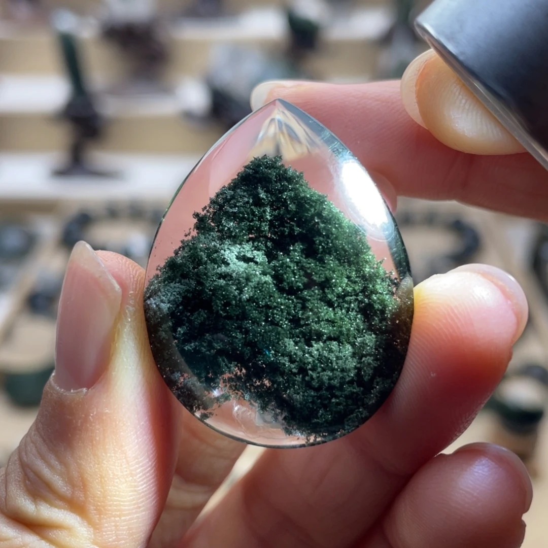 颈饰未镶嵌水晶绿幽灵金字塔水滴