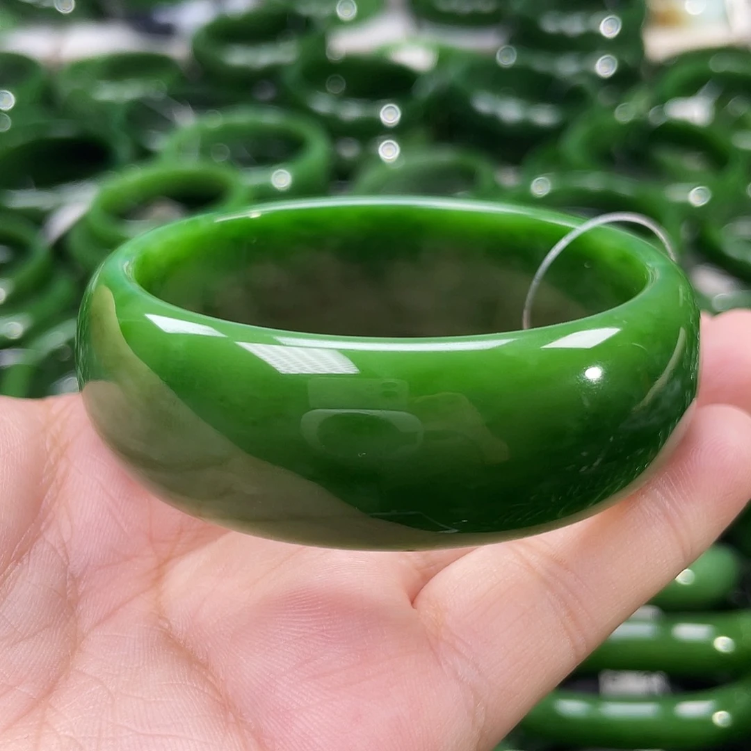 未镶嵌手镯和田玉（碧玉）