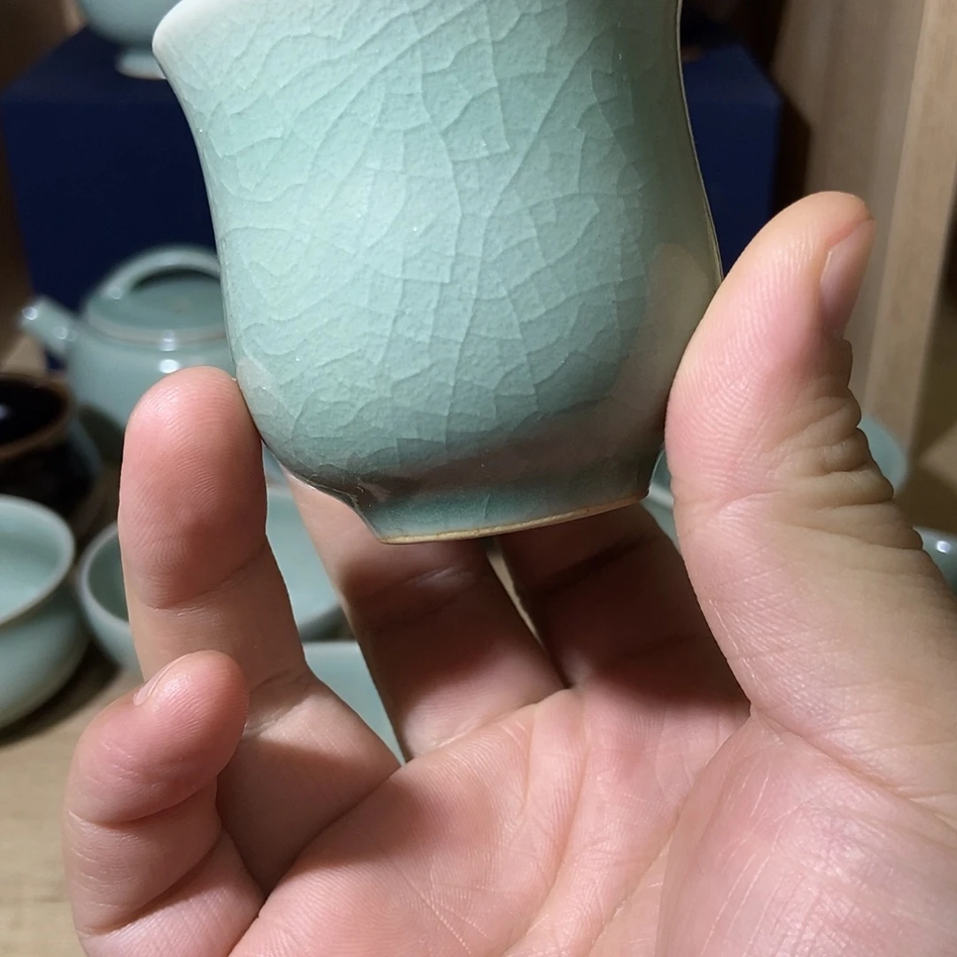 陶瓷青绿釉汝瓷冰裂纹开片