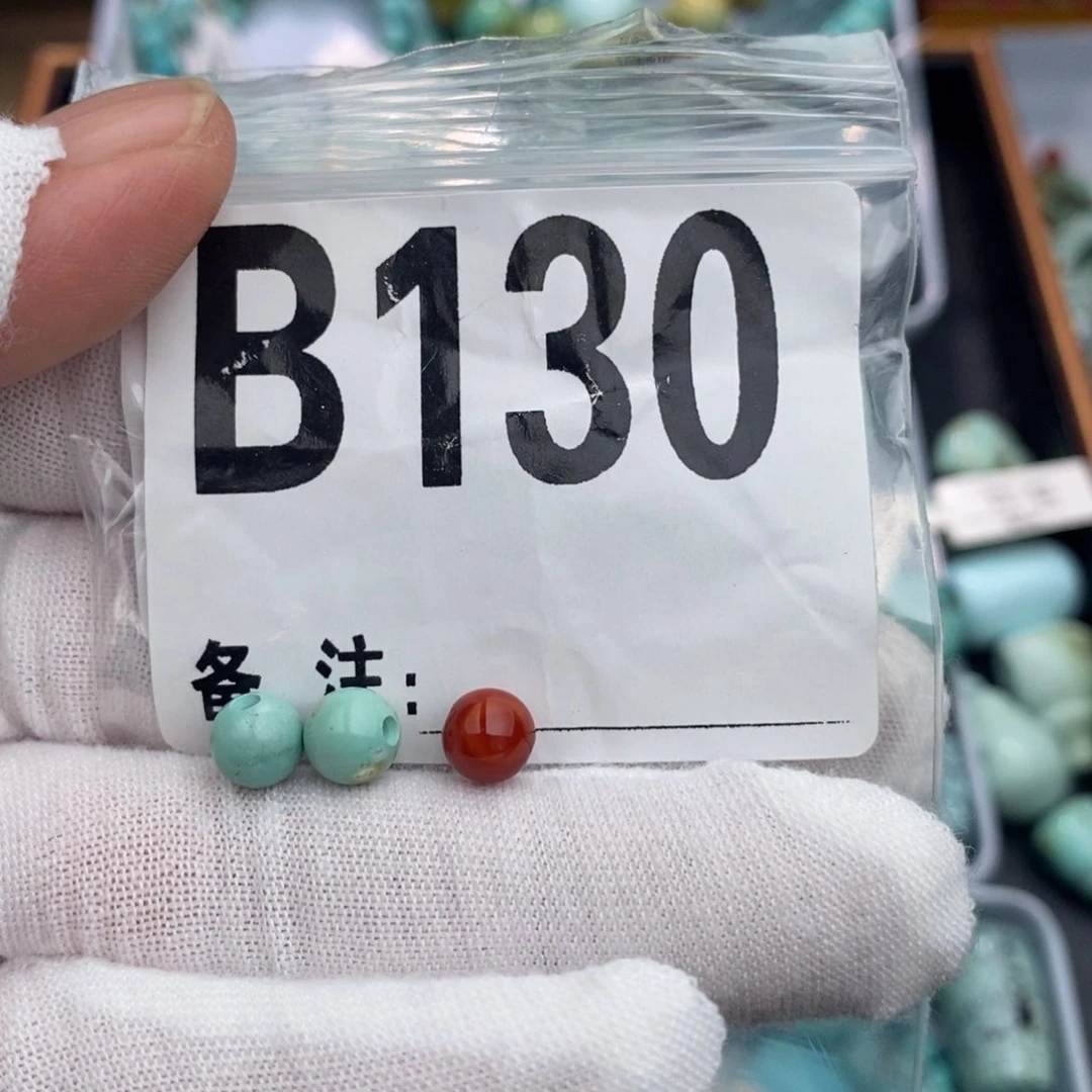 未镶嵌卡6圆珠一对南红玛瑙