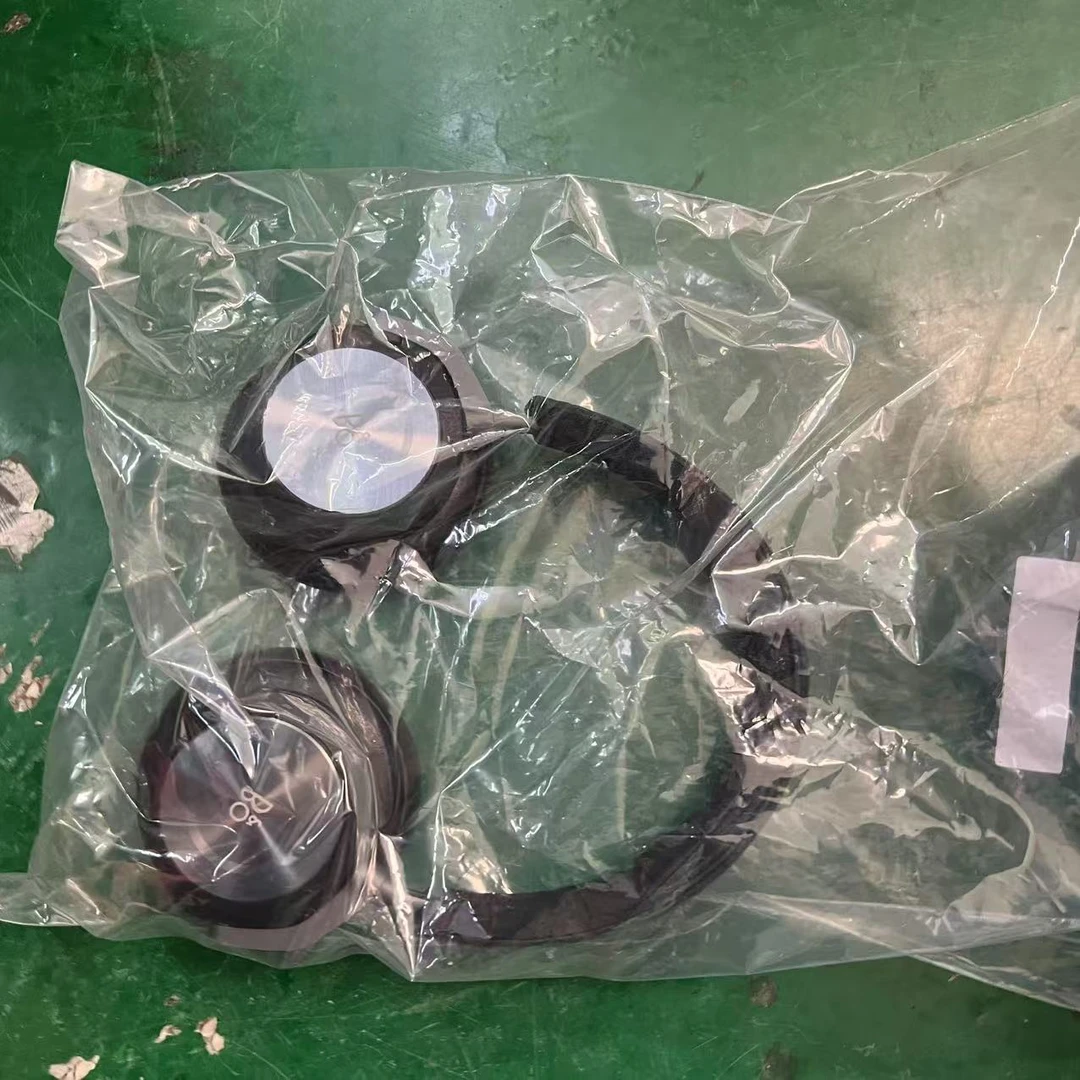 9新 BOSE BO头戴式耳机 编码X22