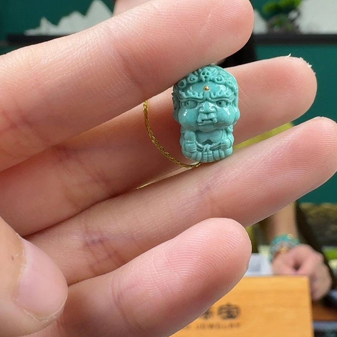 绿松石未镶嵌挂件