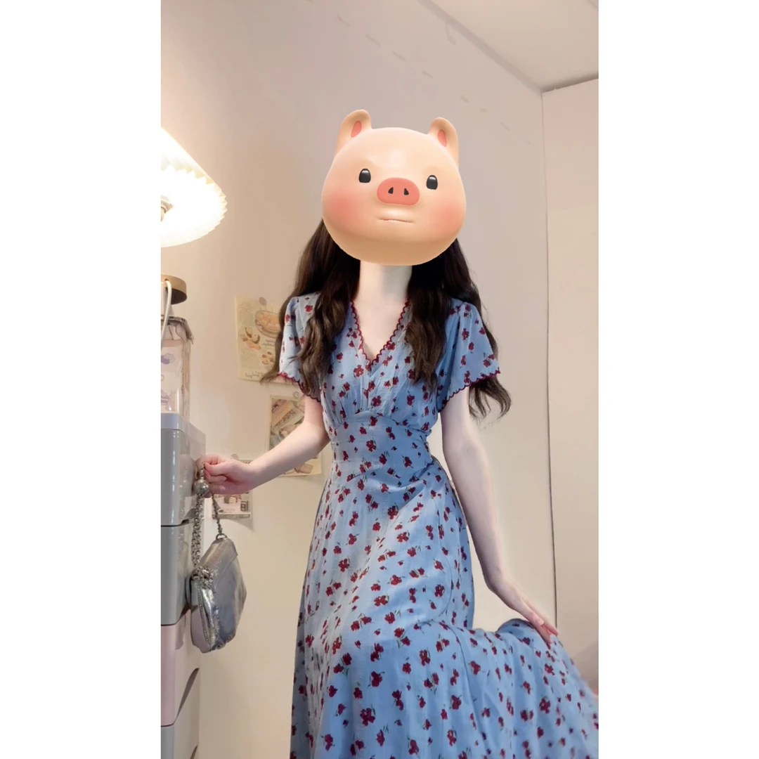 大码女装胖mm夏季新款设计感气质碎花收腰遮肉气质连衣裙