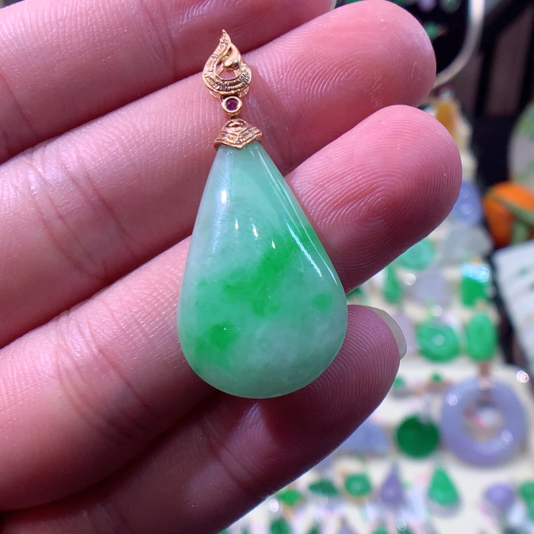 翡翠颈饰18K金镶嵌缅甸天然A货翡翠