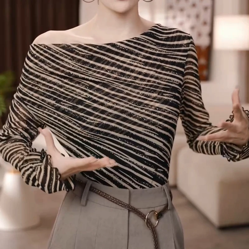 秋季新款打底衫上衣设计感斑马纹长袖T恤LK2506176